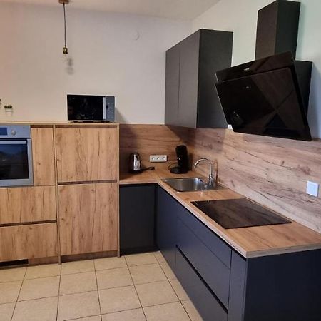Oaza Klara Appartement Karlovac Buitenkant foto
